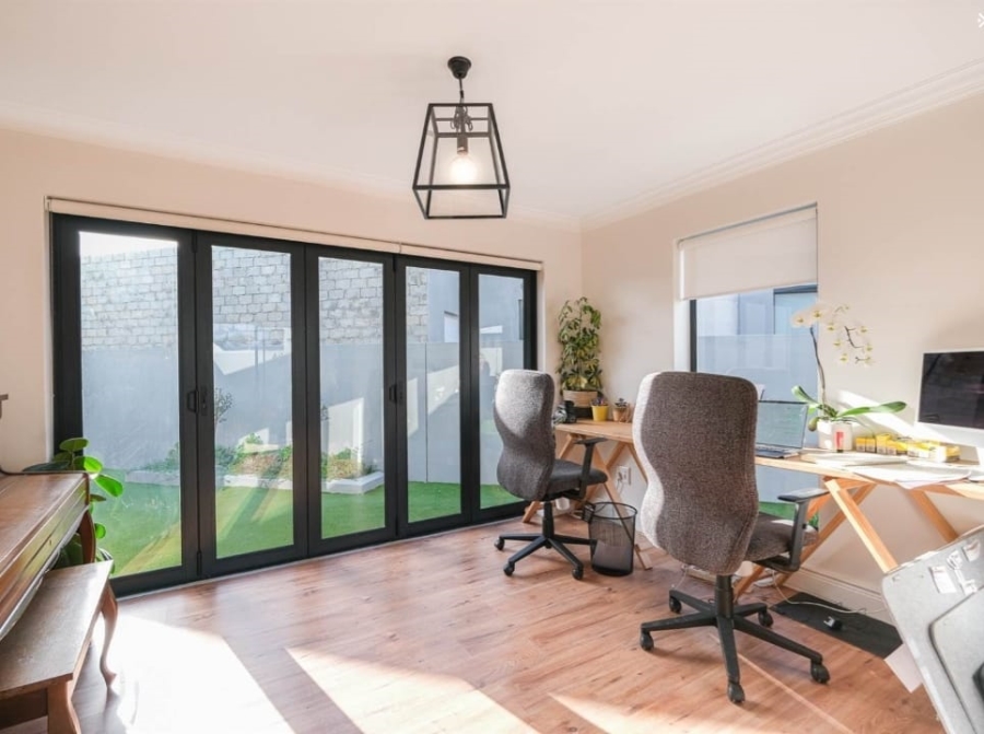 To Let 3 Bedroom Property for Rent in Aan de Wijnlanden Western Cape